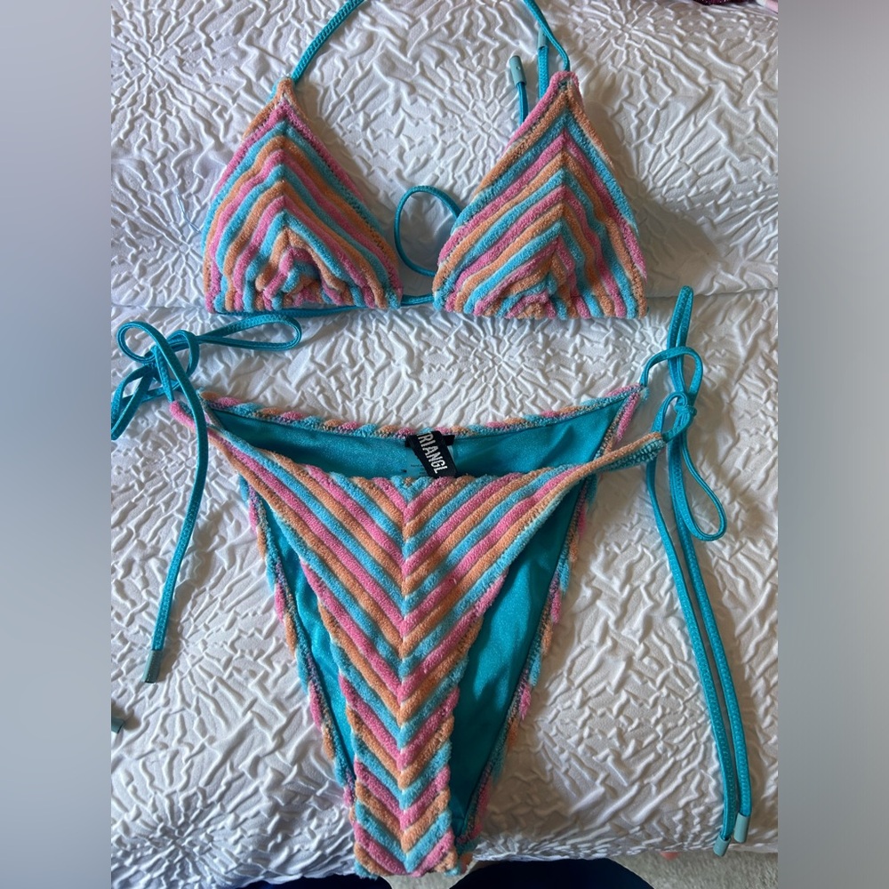 Triangle bikini